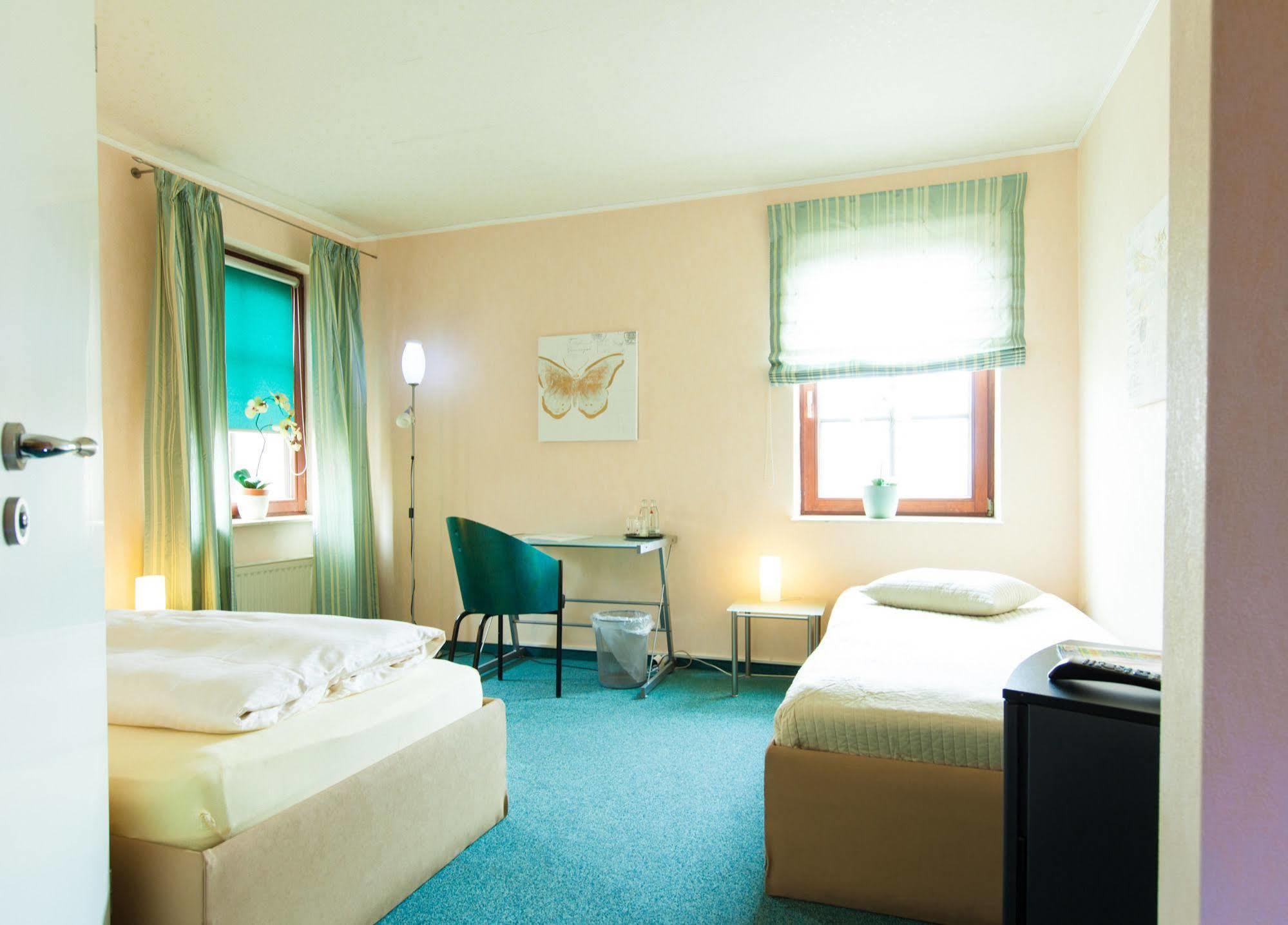 Garni-Hotel An Der Weide Berlijn Buitenkant foto