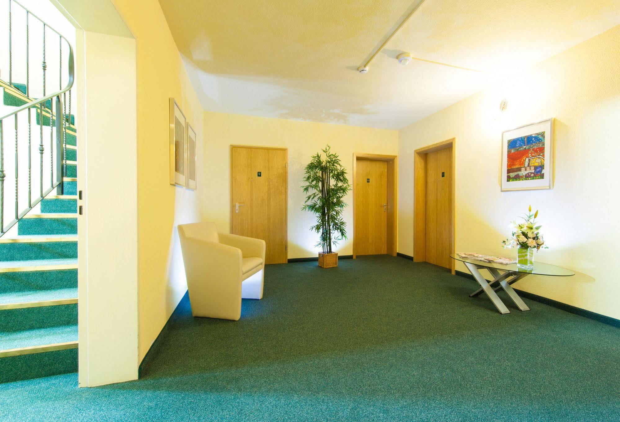 Garni-Hotel An Der Weide Berlijn Buitenkant foto