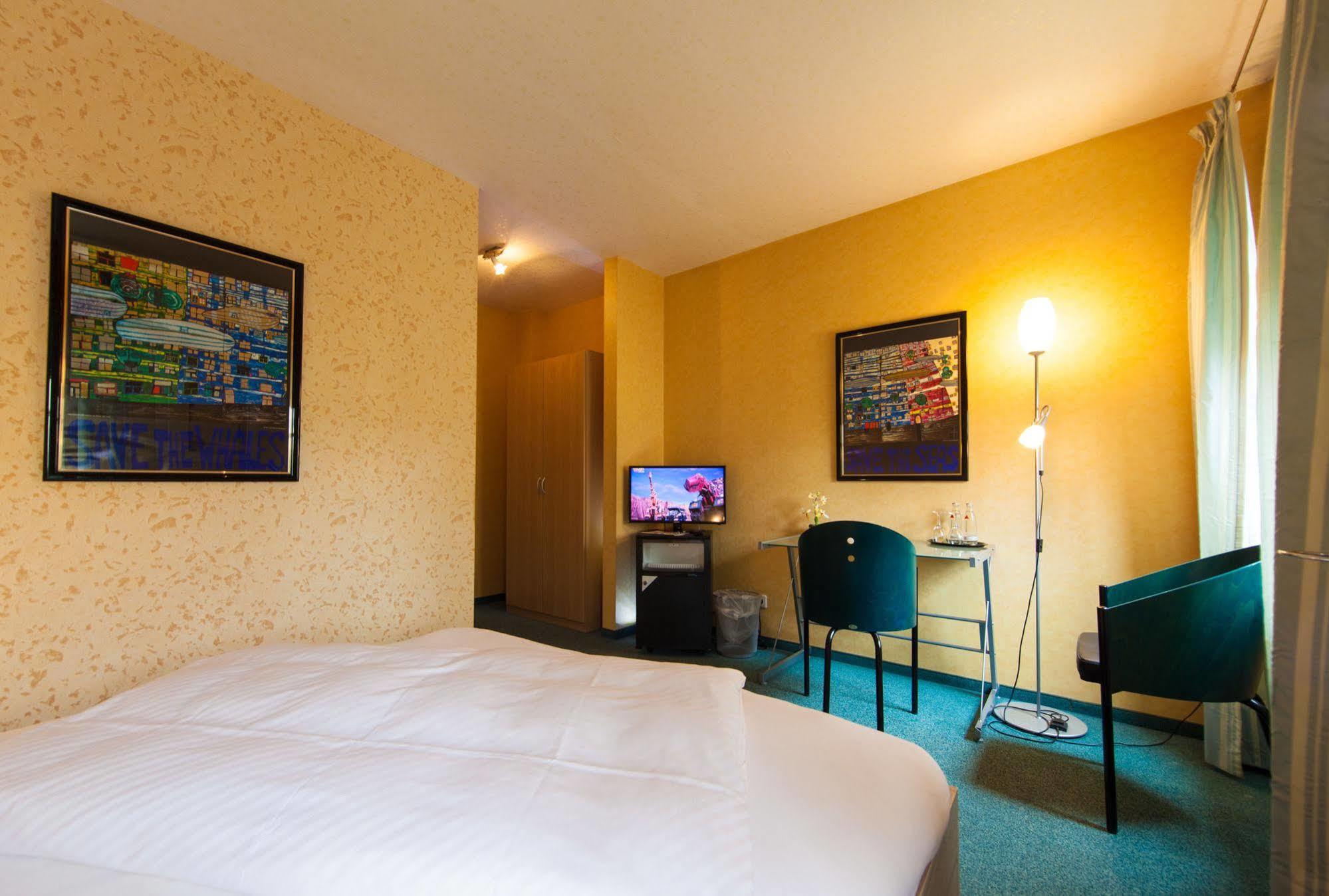 Garni-Hotel An Der Weide Berlijn Buitenkant foto